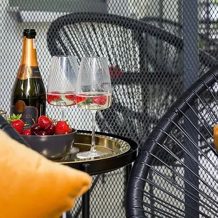 W&k Desire - Faktura Vat, Parking W Garazu, Netflix, Balkon * Koszalin